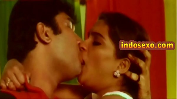 Indian mature woman sex young guy scene