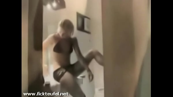 Homemade amateur bathroom tagteam scene