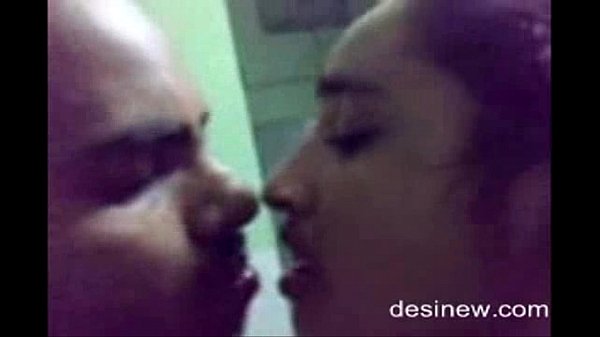 Desi bengali aunty pissing and poty scene