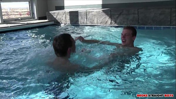 Mature gay blowjob under water scene