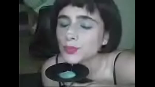 Smoking cum eater scene